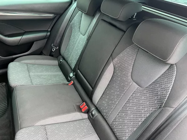 Škoda Octavia 2.0TDi 110kW! Style+! ČR! - foto 21