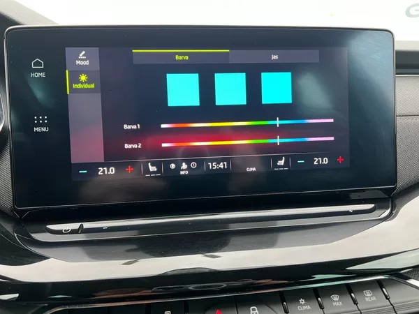Škoda Octavia 2.0TDi 110kW! Style+! ČR! - foto 36
