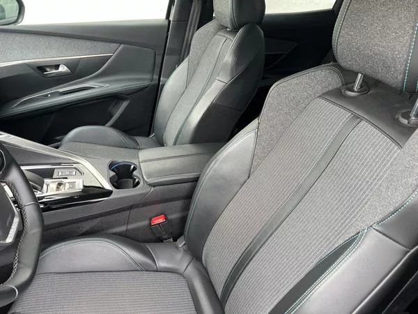 Peugeot 3008 1.6 Plug-In-hybrid! ALLURE! - foto 17