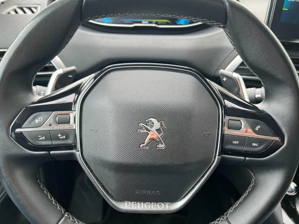 Peugeot 3008 1.6 Plug-In-hybrid! ALLURE! - foto 26