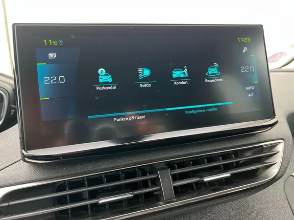 Peugeot 3008 1.6 Plug-In-hybrid! ALLURE! - foto 32