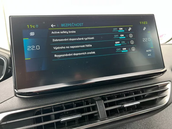 Peugeot 3008 1.6 Plug-In-hybrid! ALLURE! - foto 34