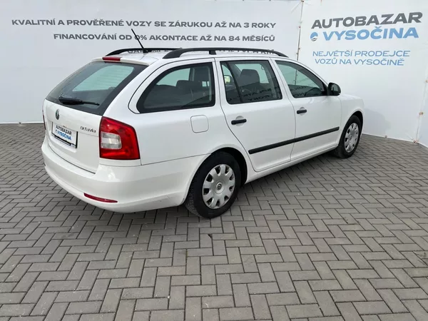 Škoda Octavia 1.6TDi 77kW! 2x kola! - foto 4