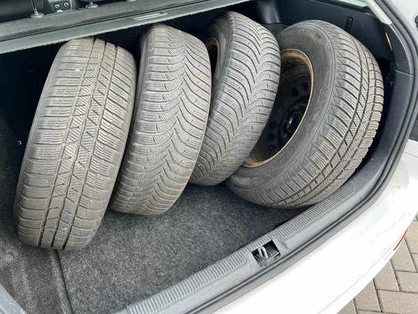 Škoda Octavia 1.6TDi 77kW! 2x kola! - foto 10