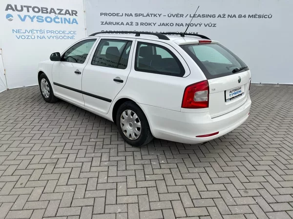 Škoda Octavia 1.6TDi 77kW! 2x kola! - foto 6