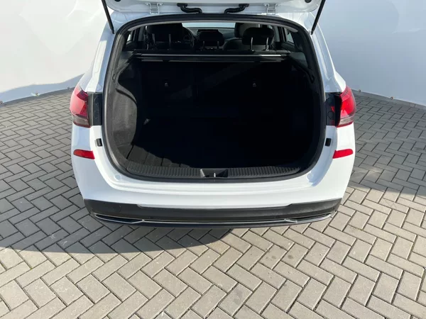 Hyundai i30 Com.1.0T-GDi Comfort! ČR+1maj. - foto 10