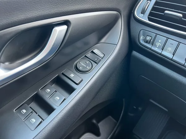 Hyundai i30 Com.1.0T-GDi Comfort! ČR+1maj. - foto 25
