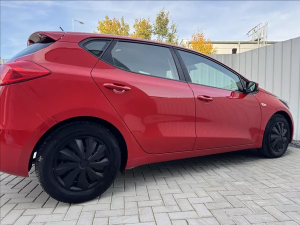 Kia Ceed 1,4 i 73kW 2.maj. původ ČR - foto 17
