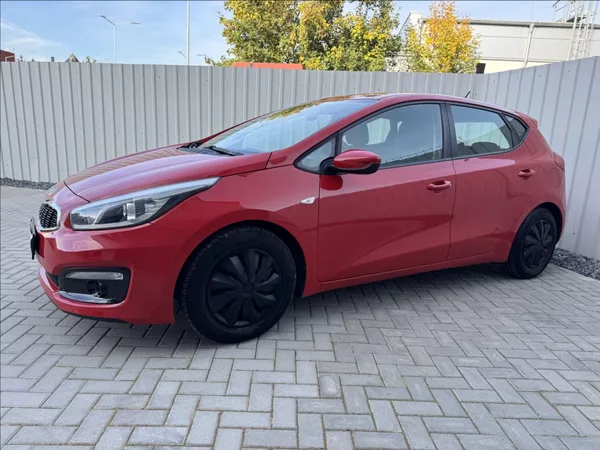 Kia Ceed 1,4 i 73kW 2.maj. původ ČR - foto 3
