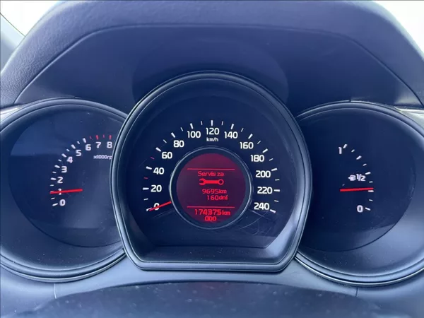 Kia Ceed 1,4 i 73kW 2.maj. původ ČR - foto 32