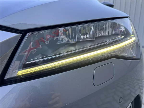 Škoda Superb 2,0 TDI DSG STYLE 1.maj. ČR - foto 9