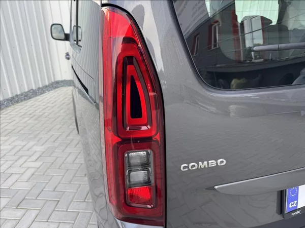 Opel Combo 1,2 T LIFE DPH tažné 1.maj ČR - foto 16