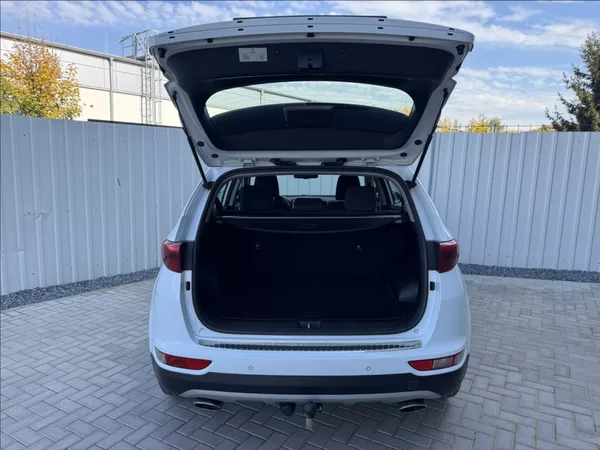 Kia Sportage 1,6 T-GDi 130kW 4x4 tažné - foto 12