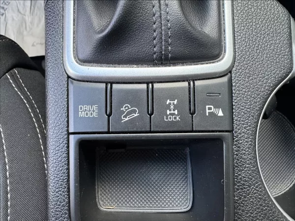 Kia Sportage 1,6 T-GDi 130kW 4x4 tažné - foto 35
