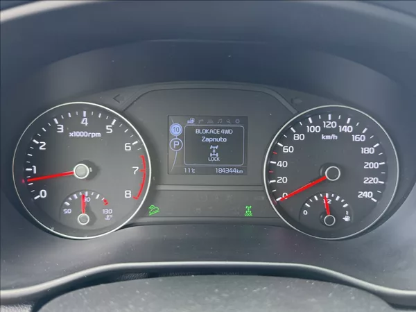 Kia Sportage 1,6 T-GDi 130kW 4x4 tažné - foto 44