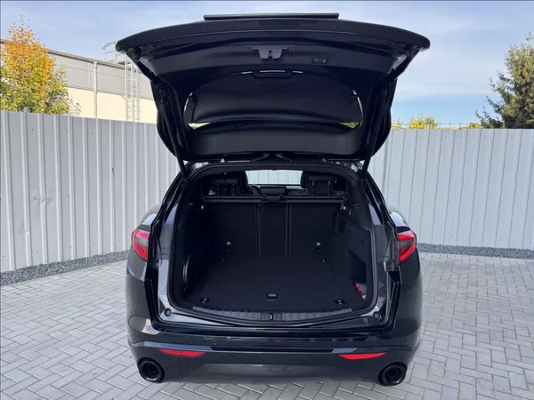 Alfa Romeo Stelvio 2,0 T Q4 AT8 ZF VELOCE původČR - foto 13