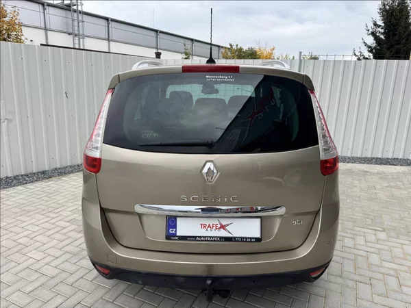 Renault Grand Scénic 1,5 dCi 7míst Navi Bose tažné - foto 11