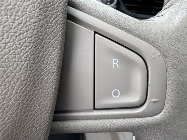 Renault Grand Scénic 1,5 dCi 7míst Navi Bose tažné - foto 32