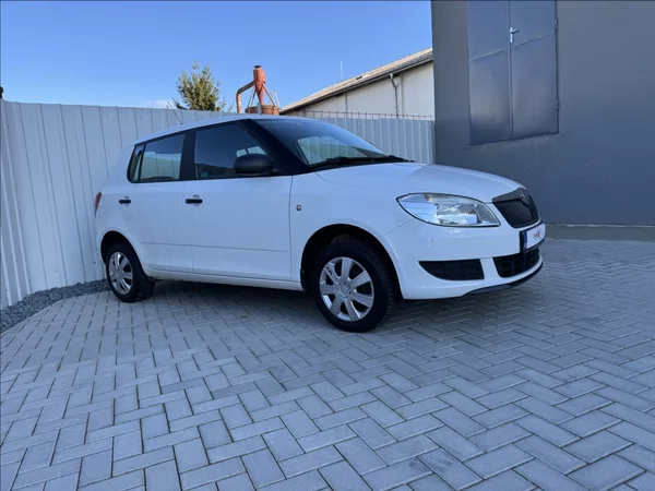 Škoda Fabia 1,4 i 16V 63kW DPH 1.maj ČR