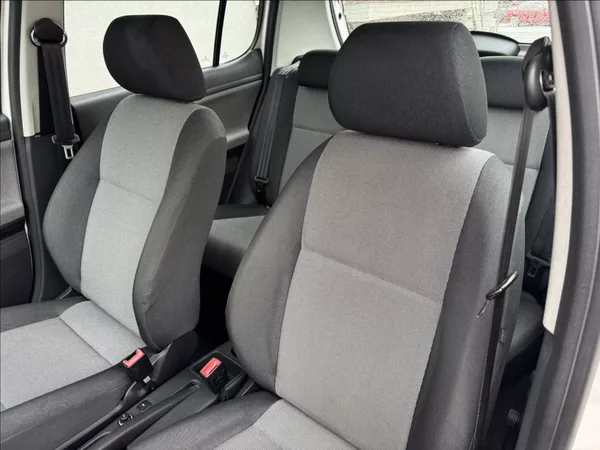 Škoda Fabia 1,4 i 16V 63kW DPH 1.maj ČR - foto 22