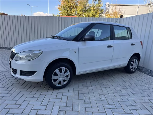 Škoda Fabia 1,4 i 16V 63kW DPH 1.maj ČR - foto 3