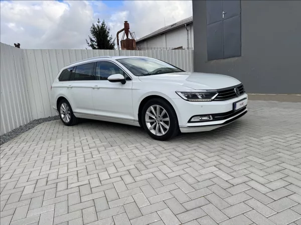 Volkswagen Passat 2,0 TDI HIGHLINE DPH 1.maj ČR