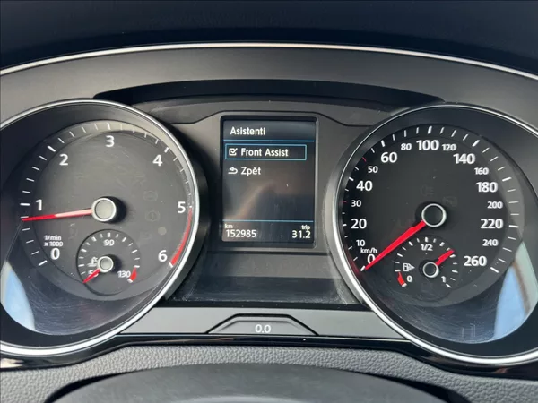 Volkswagen Passat 2,0 TDI HIGHLINE DPH 1.maj ČR - foto 27