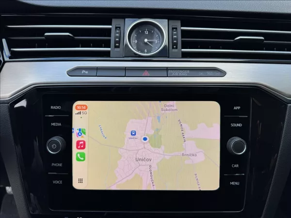 Volkswagen Passat 2,0 TDI HIGHLINE DPH 1.maj ČR - foto 38