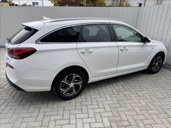 Hyundai i30 1,5 T-GDi WG DPH 1.maj původČR - foto 13