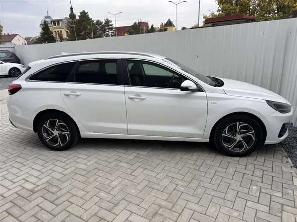 Hyundai i30 1,5 T-GDi WG DPH 1.maj původČR - foto 14