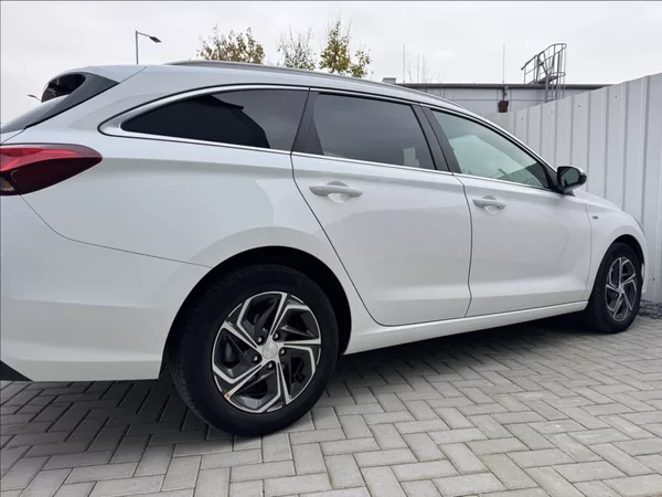Hyundai i30 1,5 T-GDi WG DPH 1.maj původČR - foto 17