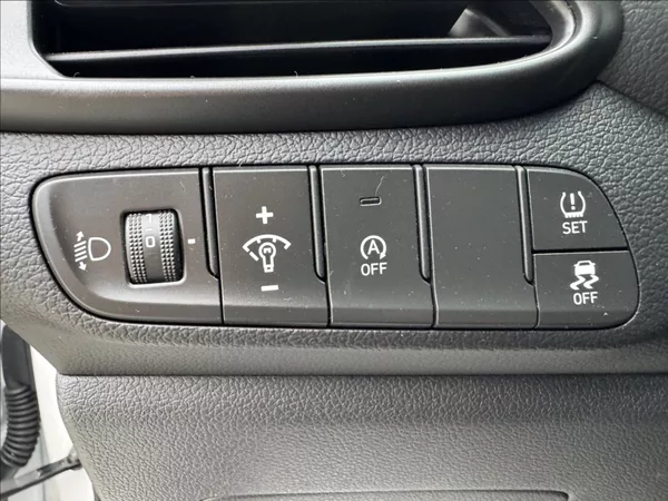 Hyundai i30 1,5 T-GDi WG DPH 1.maj původČR - foto 23