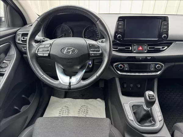 Hyundai i30 1,5 T-GDi WG DPH 1.maj původČR - foto 25