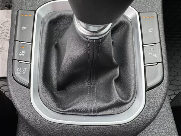Hyundai i30 1,5 T-GDi WG DPH 1.maj původČR - foto 36
