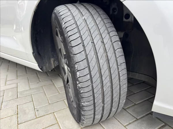 Hyundai i30 1,5 T-GDi WG DPH 1.maj původČR - foto 44