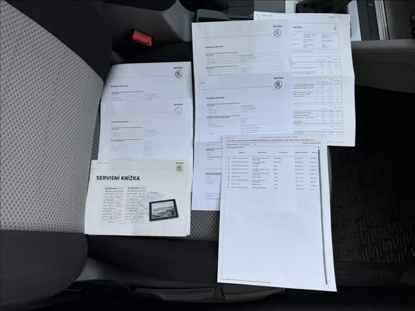 Škoda Octavia 1,6 TDI 81kW 2.maj. původ ČR - foto 49