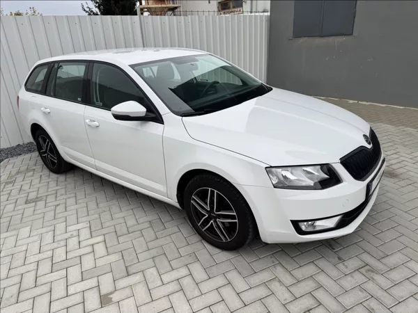 Škoda Octavia 1,6 TDI 81kW 2.maj. původ ČR - foto 7