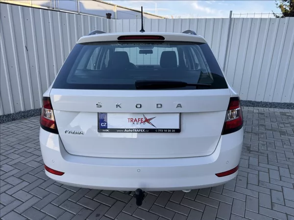 Škoda Fabia 1,0 TSI DPH tažné 1maj původČR - foto 11