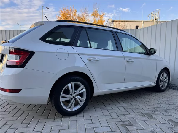 Škoda Fabia 1,0 TSI DPH tažné 1maj původČR - foto 17