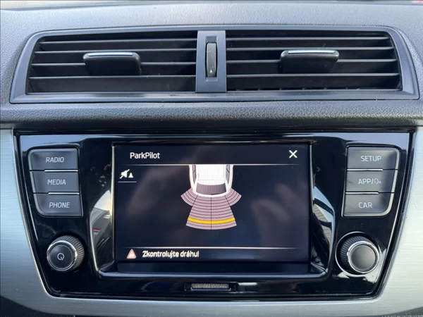 Škoda Fabia 1,0 TSI DPH tažné 1maj původČR - foto 45