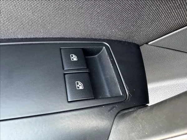 Opel Insignia 1,6 i 85kW tažné KLIMA ALU - foto 24