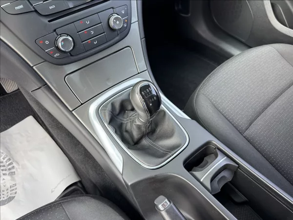 Opel Insignia 1,6 i 85kW tažné KLIMA ALU - foto 35