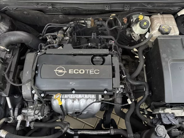 Opel Insignia 1,6 i 85kW tažné KLIMA ALU - foto 42