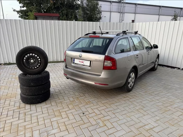 Škoda Octavia 2,0 TDI ELEGANCE tažné původČR - foto 39