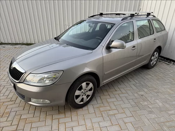 Škoda Octavia 2,0 TDI ELEGANCE tažné původČR - foto 5