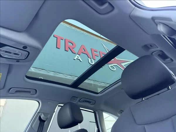 Audi A4 2,0 40 TDI Quattro ACC DPH ČR - foto 22