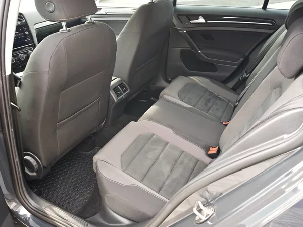 Volkswagen Golf 1,5 TSI 110 KW Highline - foto 11