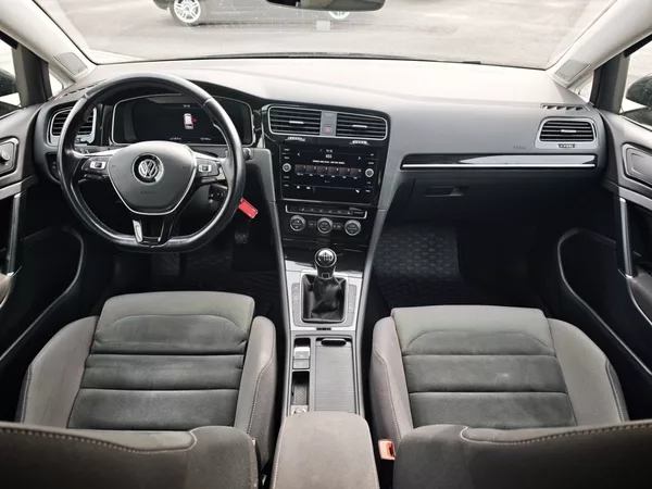 Volkswagen Golf 1,5 TSI 110 KW Highline - foto 15
