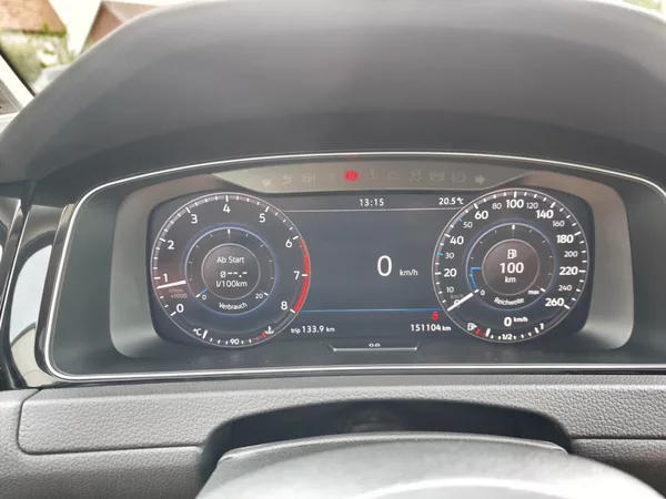 Volkswagen Golf 1,5 TSI 110 KW Highline - foto 30