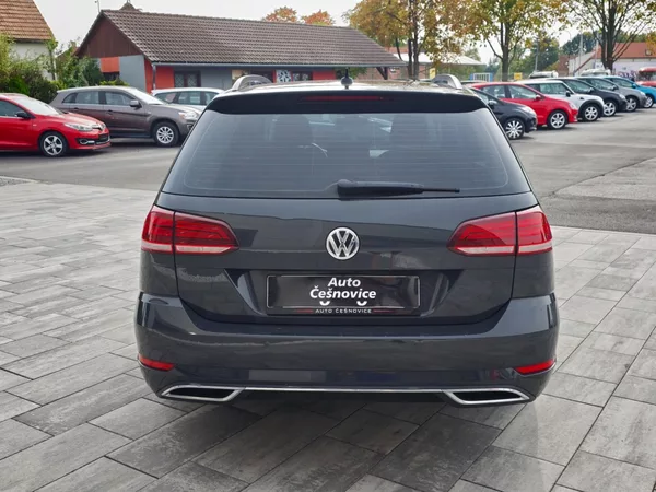 Volkswagen Golf 1,5 TSI 110 KW Highline - foto 6